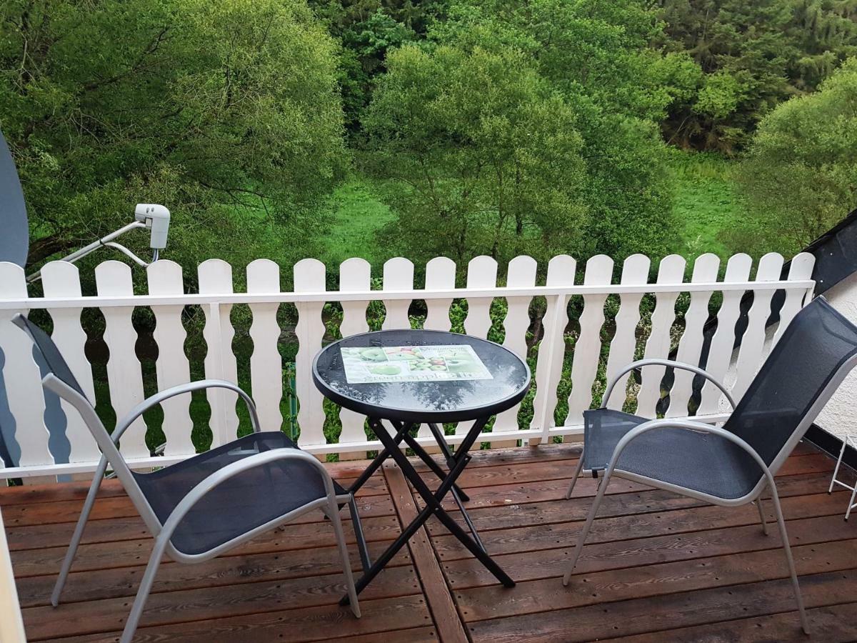 Zimmerappartement "Rose" - Ferienwohnungen Wagner & Gaul Daleiden Esterno foto
